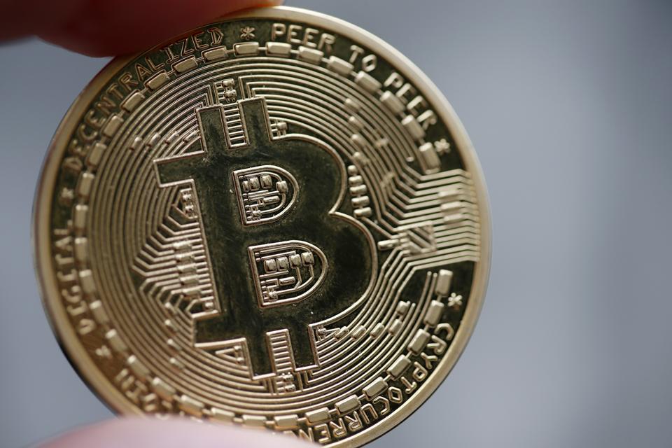 Bitcoin na Encruzilhada: A Importância do Suporte de US$ 26.750