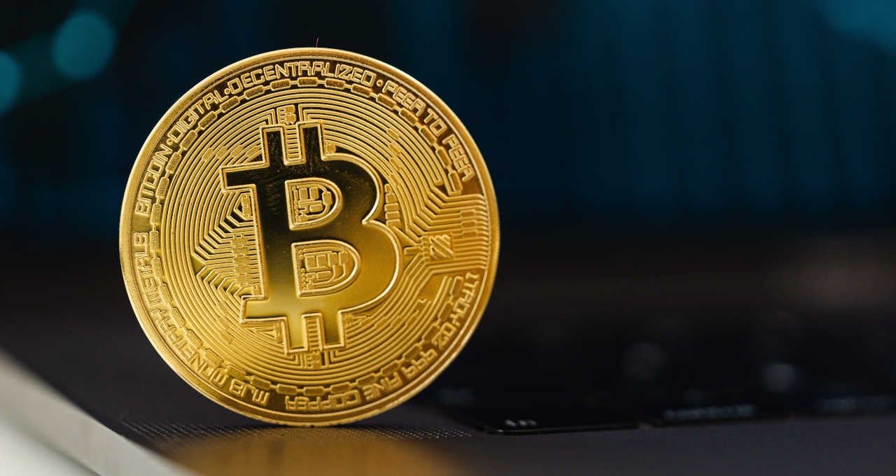  Bitcoin $ 16.207 e o volume de negociação de 24 horas é de $ 24 bilhões